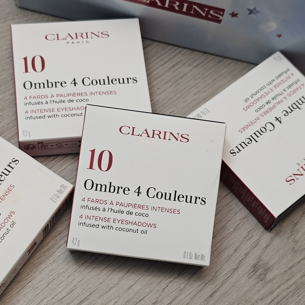 Clarins Ombre 4 Couleurs Eyeshadow - Red and White Packaging